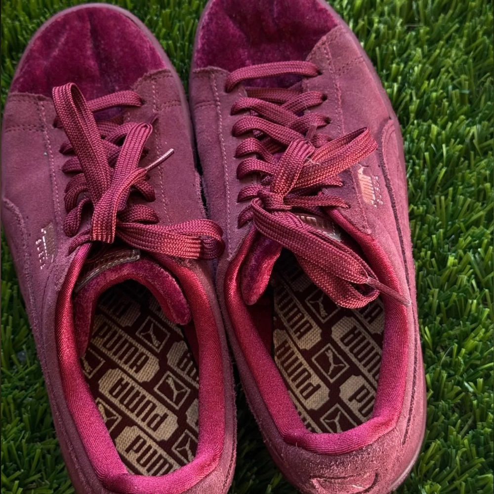 Puma Women's Maroon Sneakers size: 8